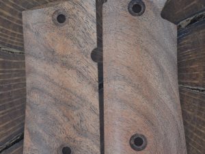 Colt mustang Texas mesquite grips