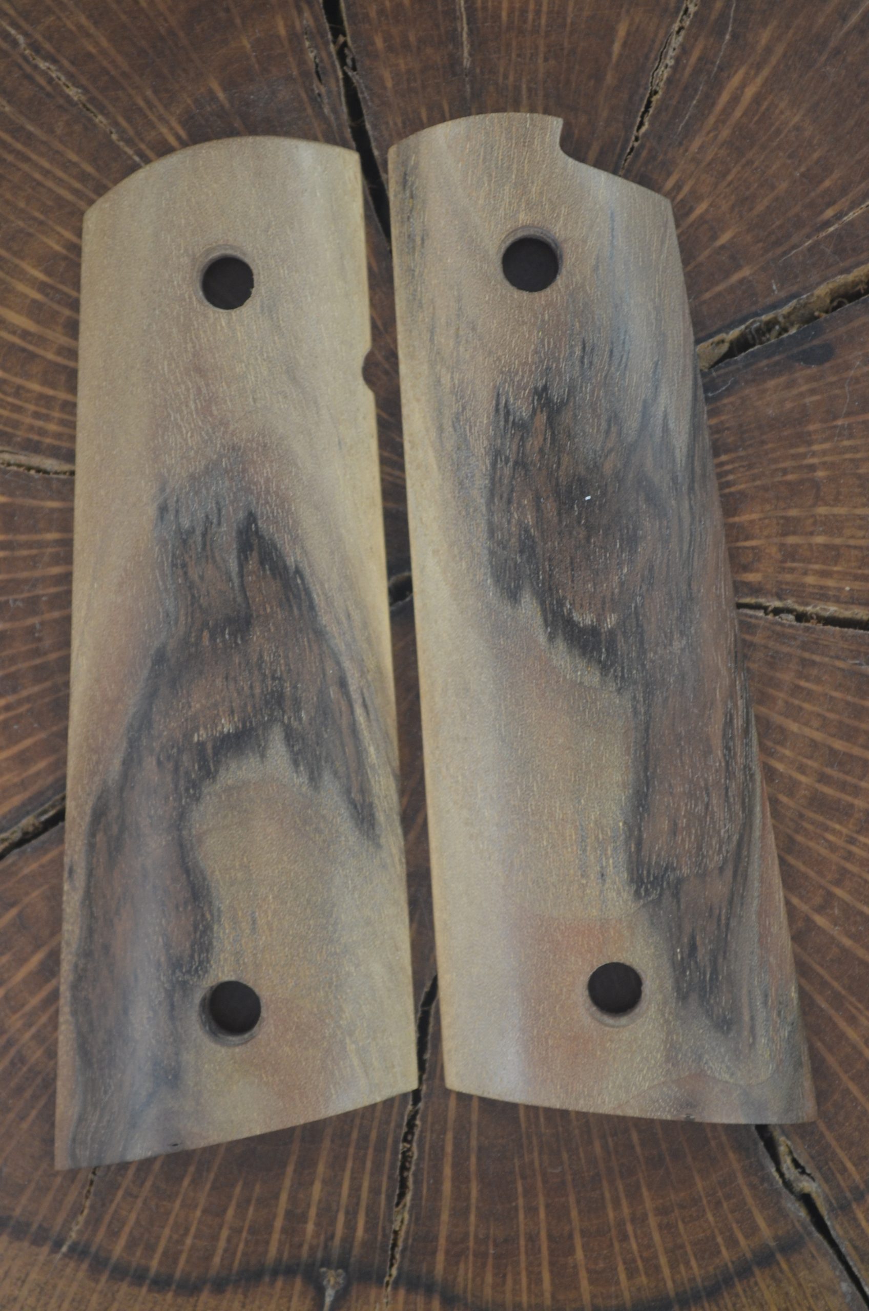 Walnut Magwell fit 1911 grips