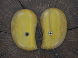 BOIS D’ARK Bond arms grips