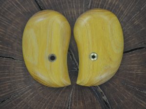 BOIS D’ARK Bond arms grips