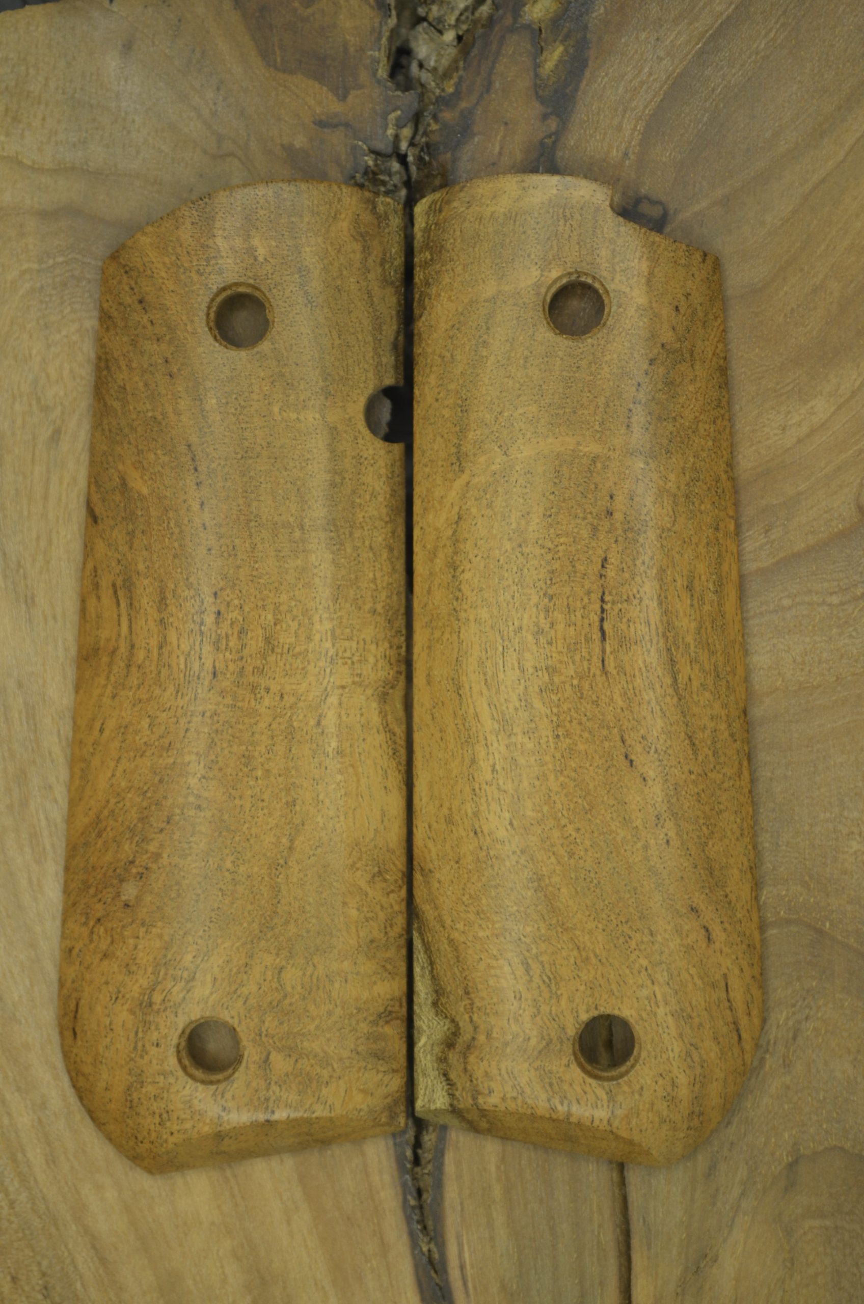 Texas spalted mesquite round butt 1911 grips