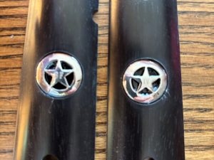 Ron Archer's 1911 grips