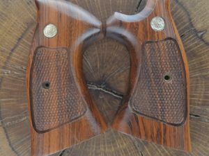 Smith & Wesson K frame grips