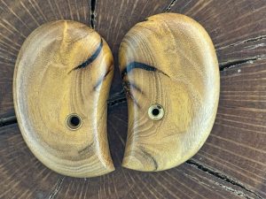 BOIS D’ARK Bond arms grips