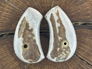 NAA 22 Magnum Sun bleacher stag grips
