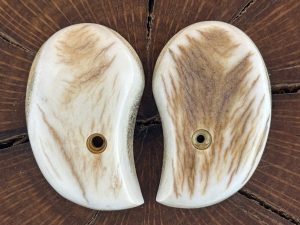 Bond Arms sun bleached stag grips