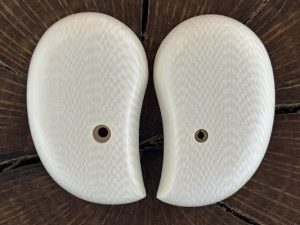Bond arms Imitation Ivory grips