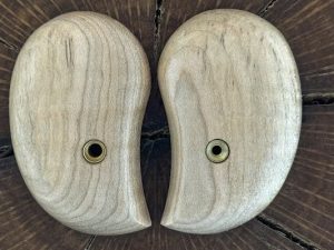 Bond arms tiger striped maple grips